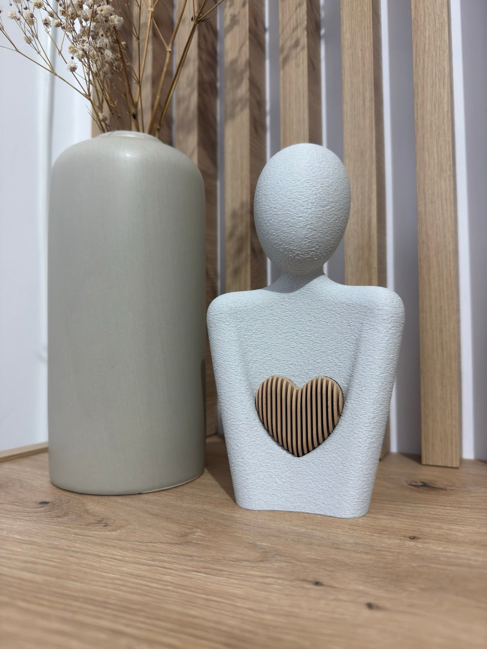 Figura decorativa corazón – Regalo Día de la Madre minimalista